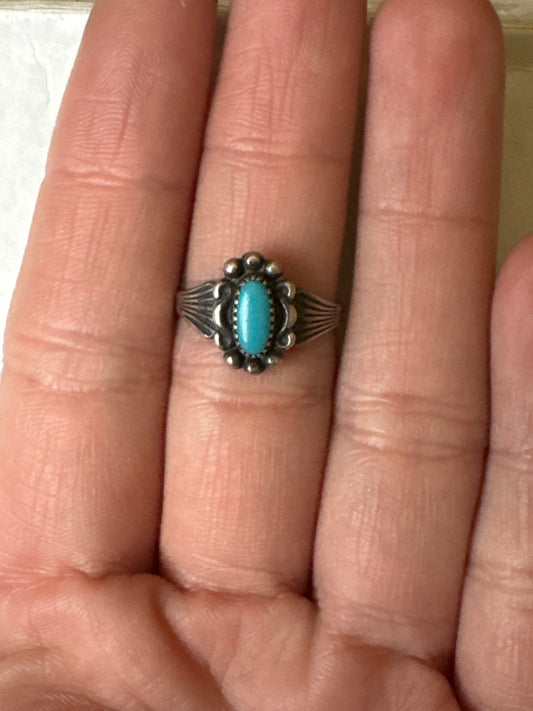 Vintage turquoise ring